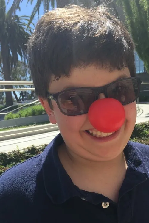 Ben Rose interpretando a (archive footage)