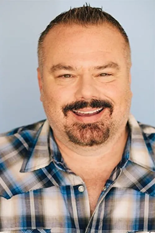 Ben Zook interpretando a Randy Rubio