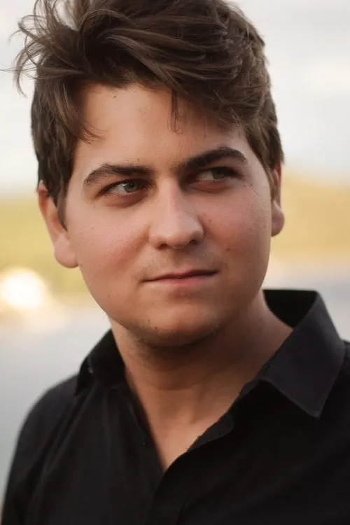 Jenovári Miklós ha trabajado con Benesovits Áron en 1 ocasiones