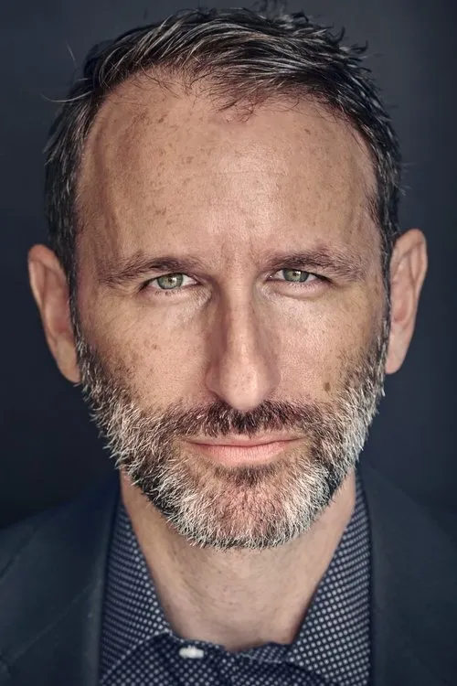 Michael Apuzzo ha trabajado con Benjamin Bauman en 1 ocasiones