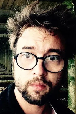 Benjamin Tzafetás en su biografía y filmografía