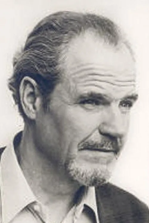 Benno Sterzenbach interpretando a Generaloberst Göring