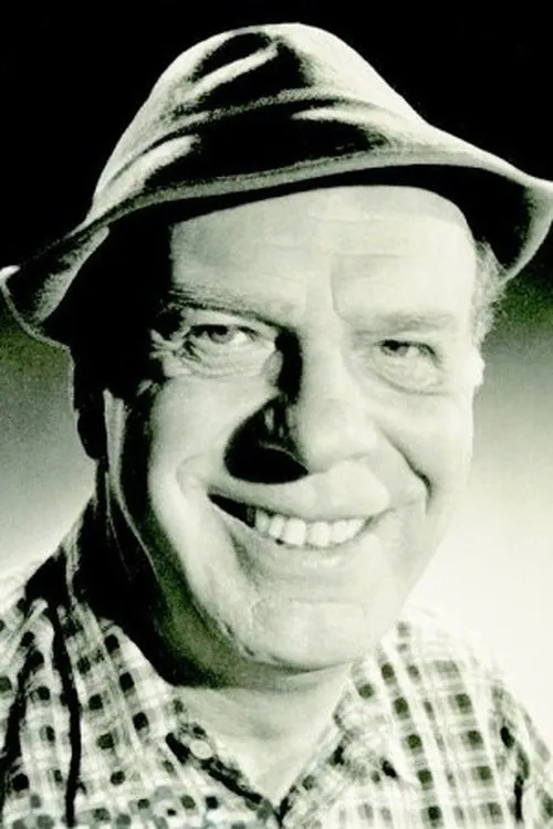 Georg Thomalla ha trabajado con Beppo Brem en 7 ocasiones