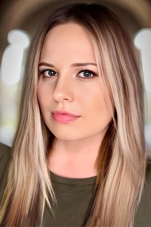 Gabriella Pastore ha trabajado con Bernadett Belinda York en 1 ocasiones