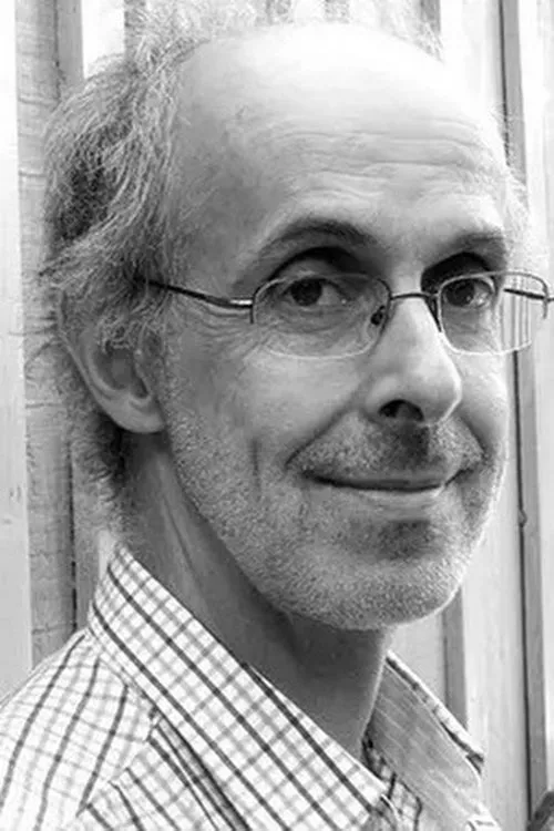 Bernard Escalon interpretando a Record Dealer