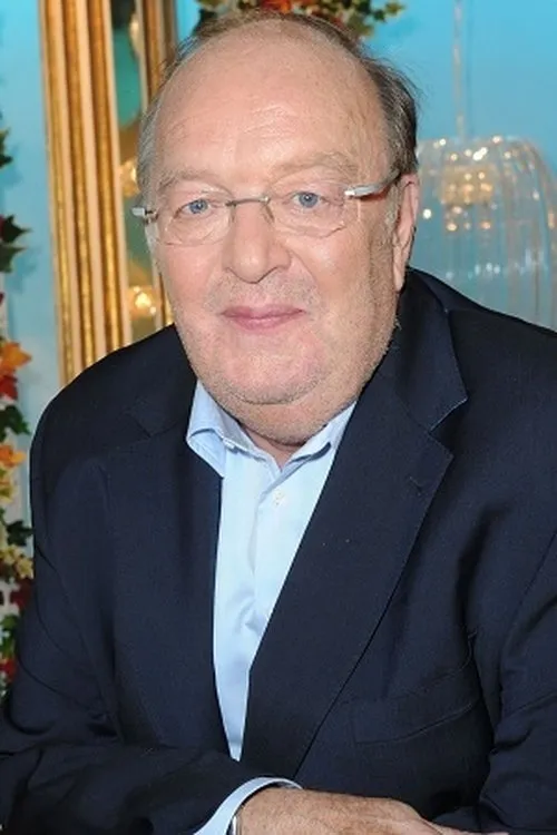 Bernard Mabille interpretando a Self