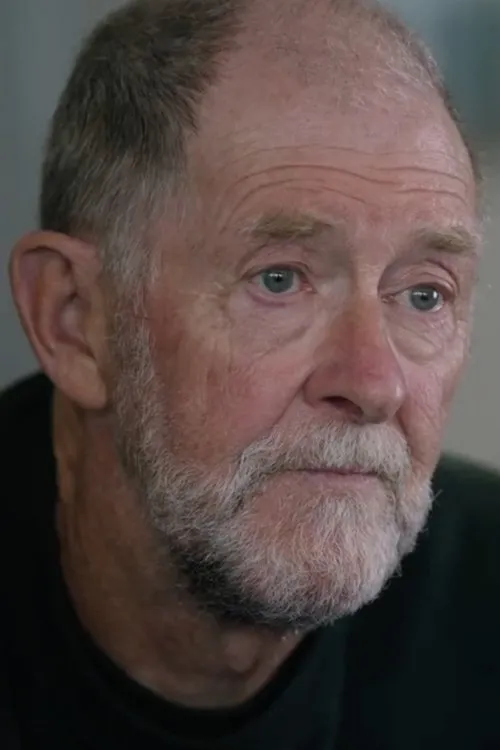 Bernard McGrath — personaje: Self