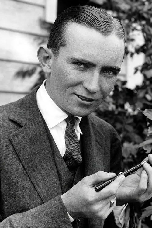 Bobbie Gould ha trabajado con Bert Glennon en 1 ocasiones