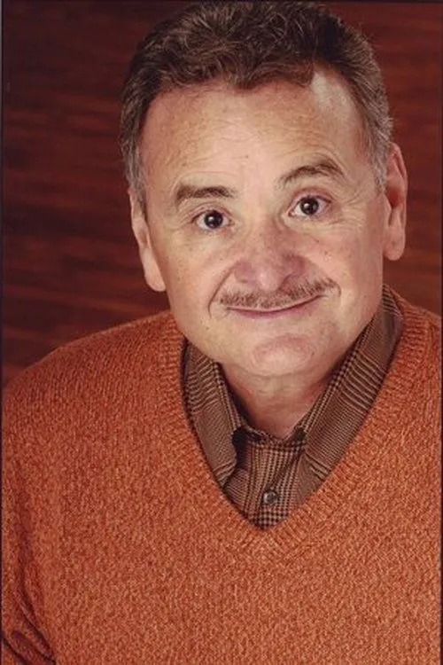 Bert Rosario interpretando a Brown