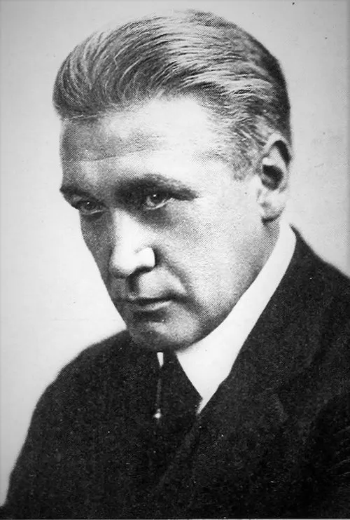 Bert Sprotte interpretando a 