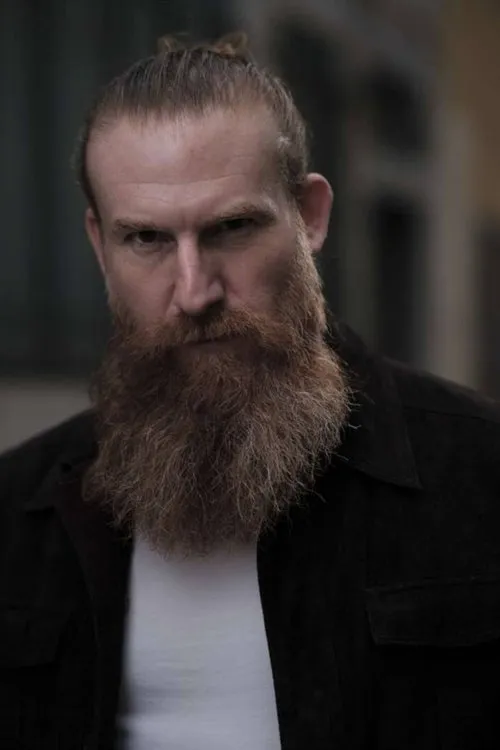 Bertrand-Xavier Corbi interpretando a Jacques