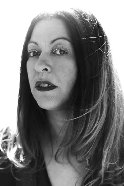 Betty Bonifassi interpretando a Self