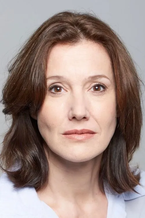 Bianca Amato — personaje: Philippa de Villiers