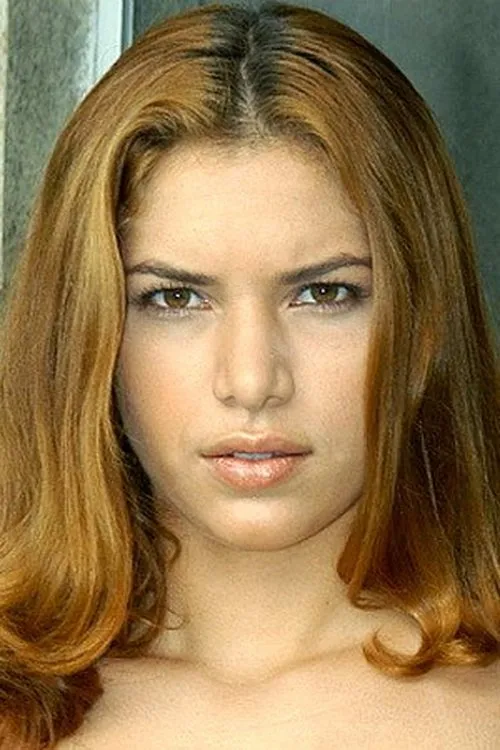 Bianca Biaggi interpretando a