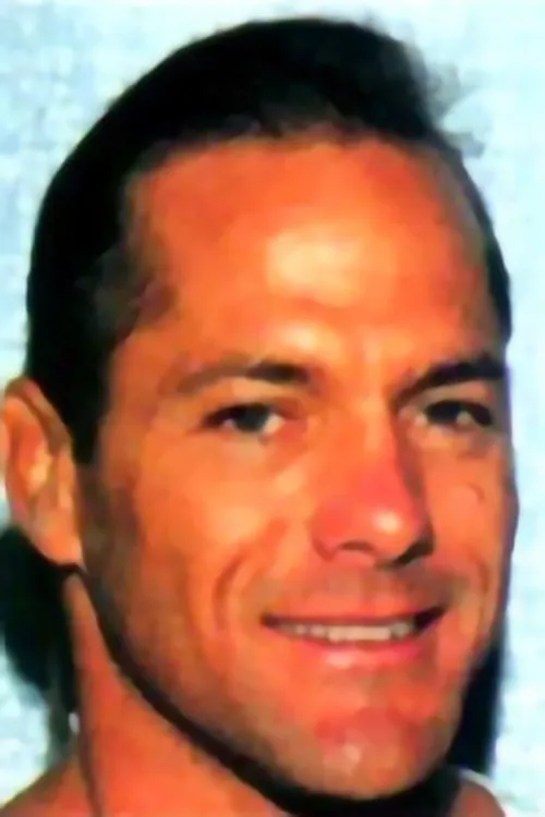 Biff Malibu interpretando a 