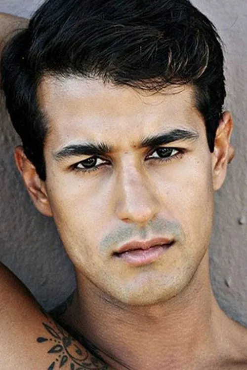 Dice ha trabajado con Bilal Bagra en 2 ocasiones