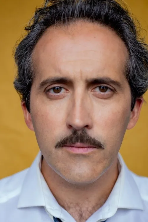 Eric Curtis ha trabajado con Bilal Mir en 1 ocasiones