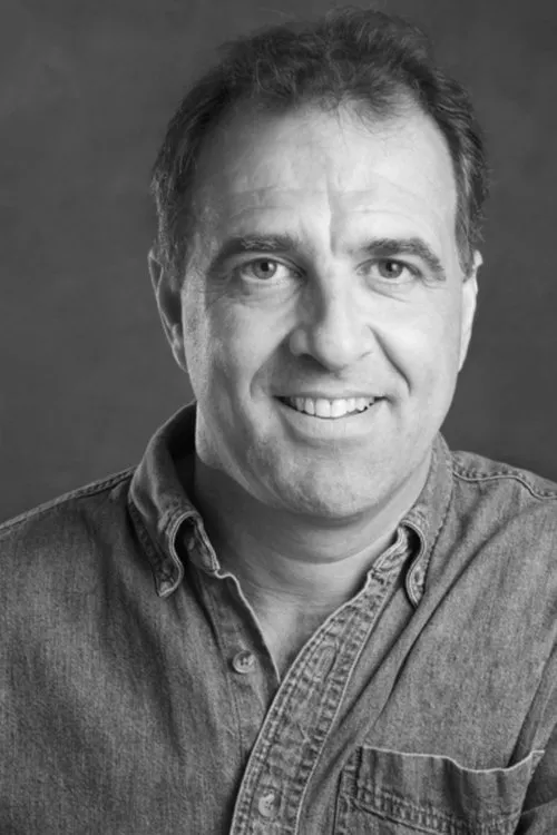 Jery Hewitt ha trabajado con Bill Anagnos en 3 ocasiones