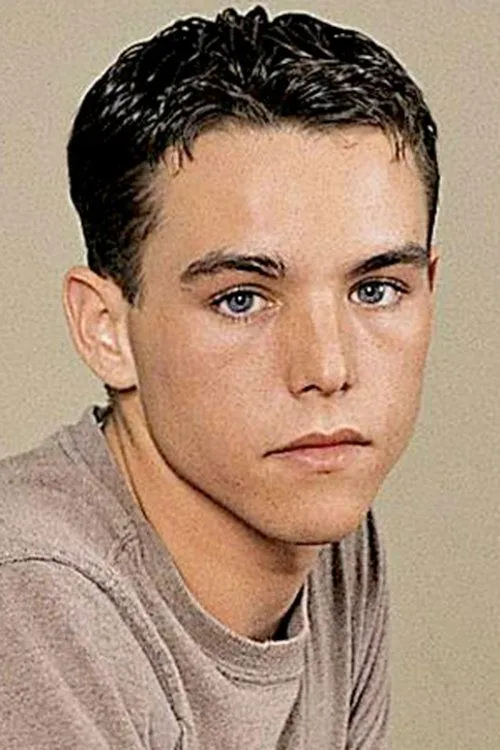 Billy Kincaid interpretando a 