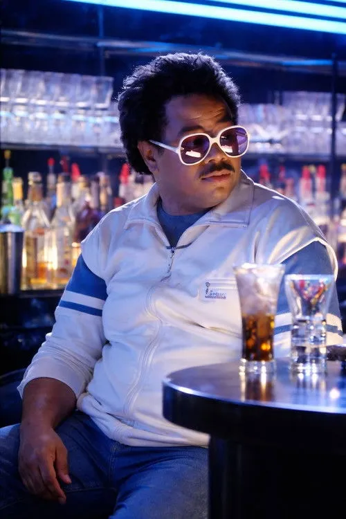 Billy Sparks interpretando a Billy