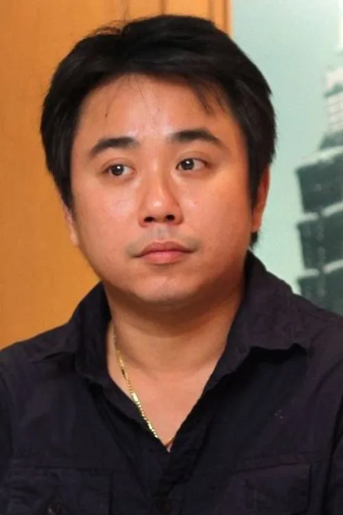 Bin Bin interpretando a 