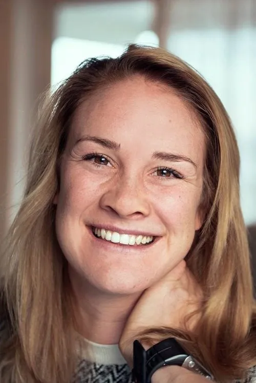 Birgit Skarstein — personaje: Caroline