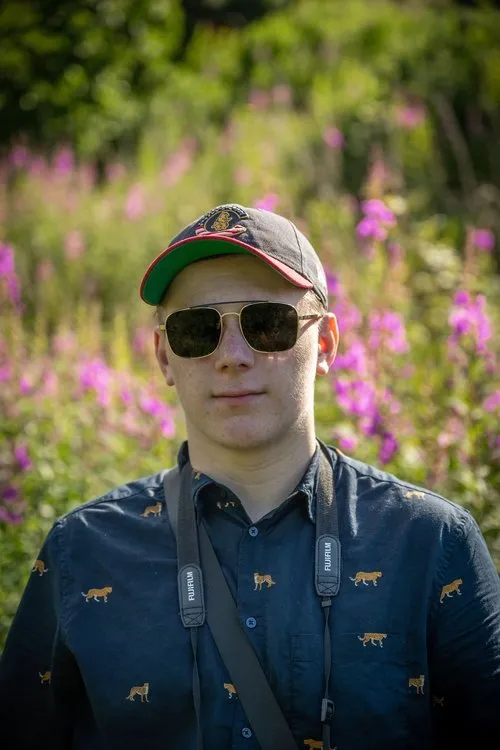 Dolina MacLennan ha trabajado con Blair Letham en 1 ocasiones