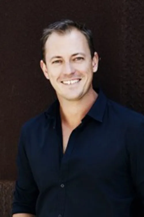 Foto de perfil del actor Blair McDonough en el reparto