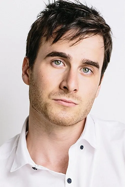 Chloe Bennet ha trabajado con Blair Penner en 1 ocasiones