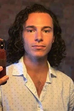 Amber McNew ha trabajado con Blake Lafita en 1 ocasiones