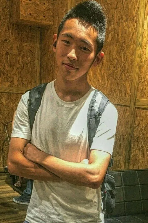 Bo-Yan Liao interpretando a Yi