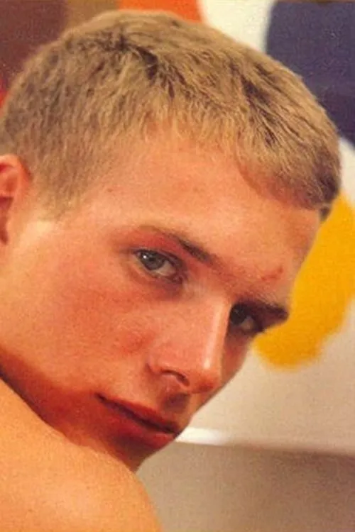 Bob Warren interpretando a (segment 