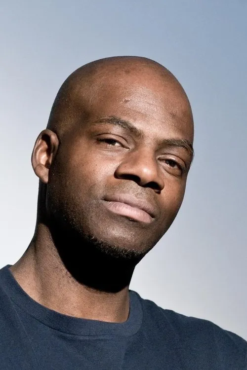 Christine Rodriguez ha trabajado con Bobby Brown en 1 ocasiones