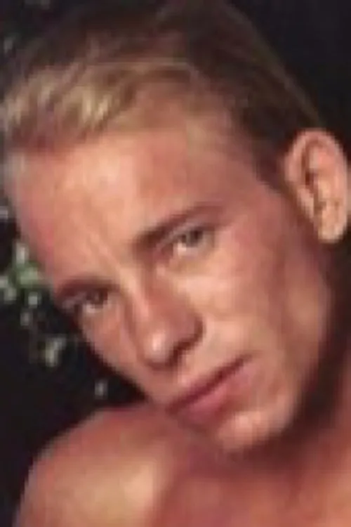 Steve Sparks ha trabajado con Bobby Golden en 1 ocasiones