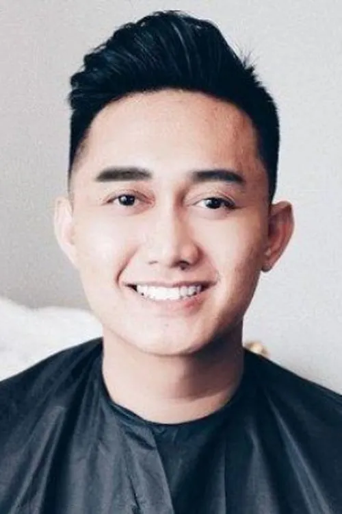 Bobby Tince interpretando a Fatan