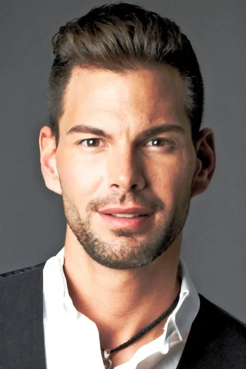 Bobby Tonelli interpretando a Ken Casey