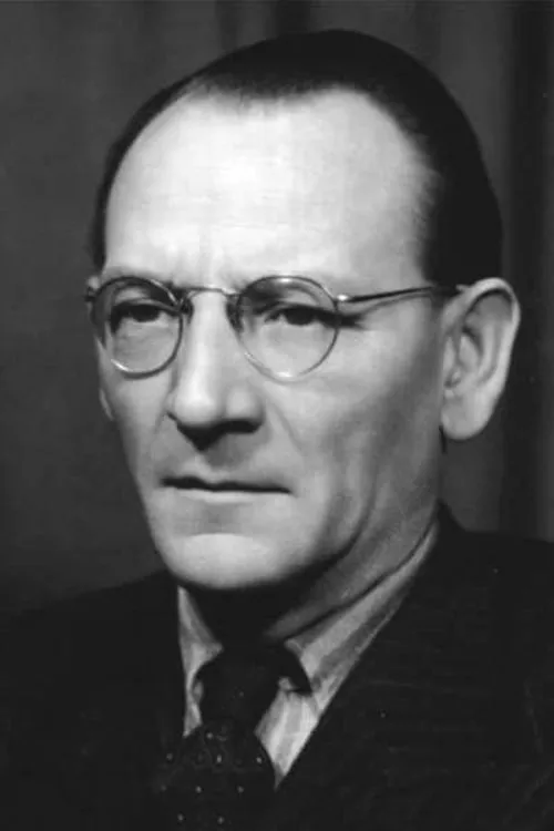 Felix le Breux ha trabajado con Bohuš Hradil en 12 ocasiones