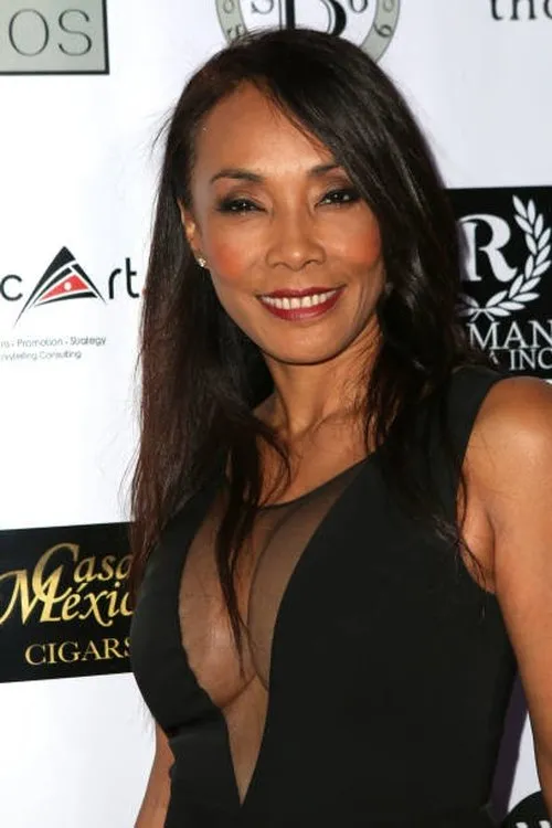 Bonita Money interpretando a Beverly Hills Diva