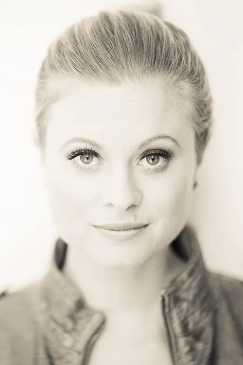 Misty Rosas ha trabajado con Bonnie Piesse en 1 ocasiones