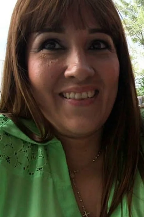 Carmen Ross ha trabajado con Boopsie en 1 ocasiones