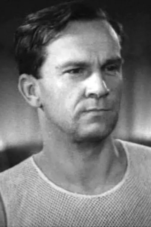 Nikolai Vitovtov ha trabajado con Boris Feodosyev en 1 ocasiones