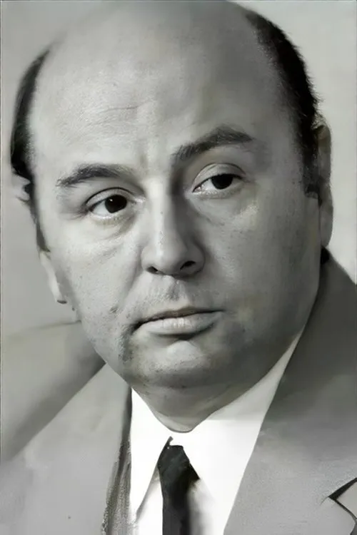 Борис Иванов en su biografía y filmografía