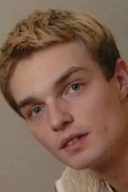 Joy Cole ha trabajado con Brad Finder en 3 ocasiones