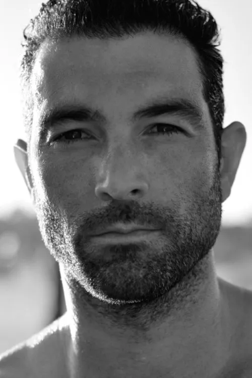 Meg MacIntosh ha trabajado con Brad Heffernan en 1 ocasiones