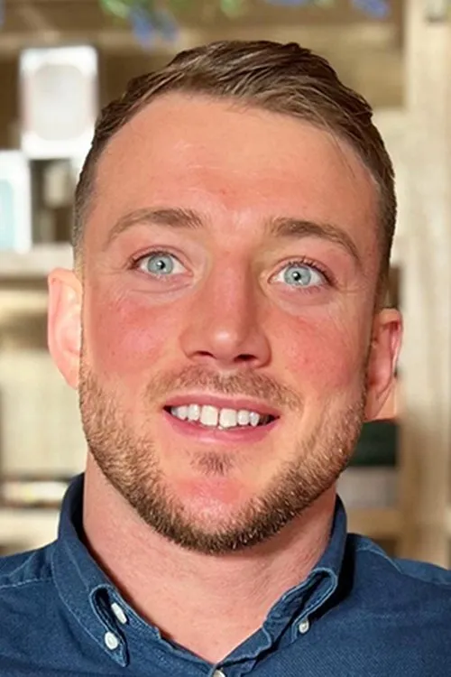 Owen Cooper ha trabajado con Brad Pauls en 2 ocasiones