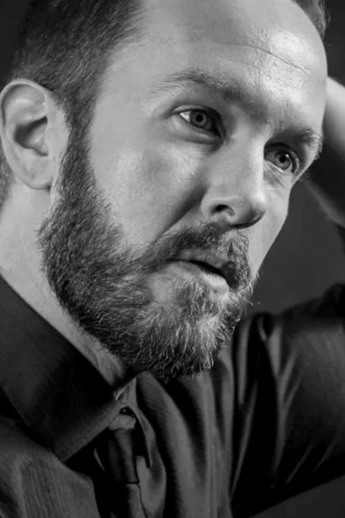 Ivy Khan ha trabajado con Braden Lynch en 1 ocasiones