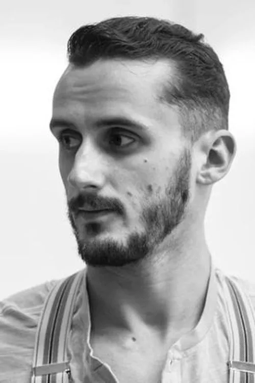 Harry Price ha trabajado con Bradley Waller en 1 ocasiones