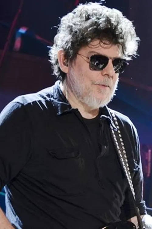 Branco Mello interpretando a Himself