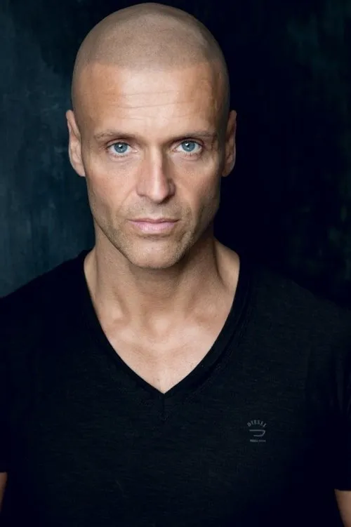 Derick Neikirk ha trabajado con Branden Coles en 1 ocasiones