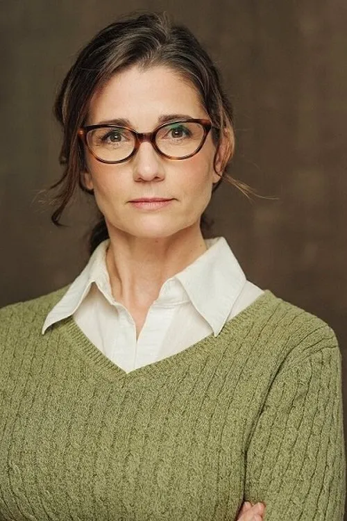 Brandie Sylfae interpretando a